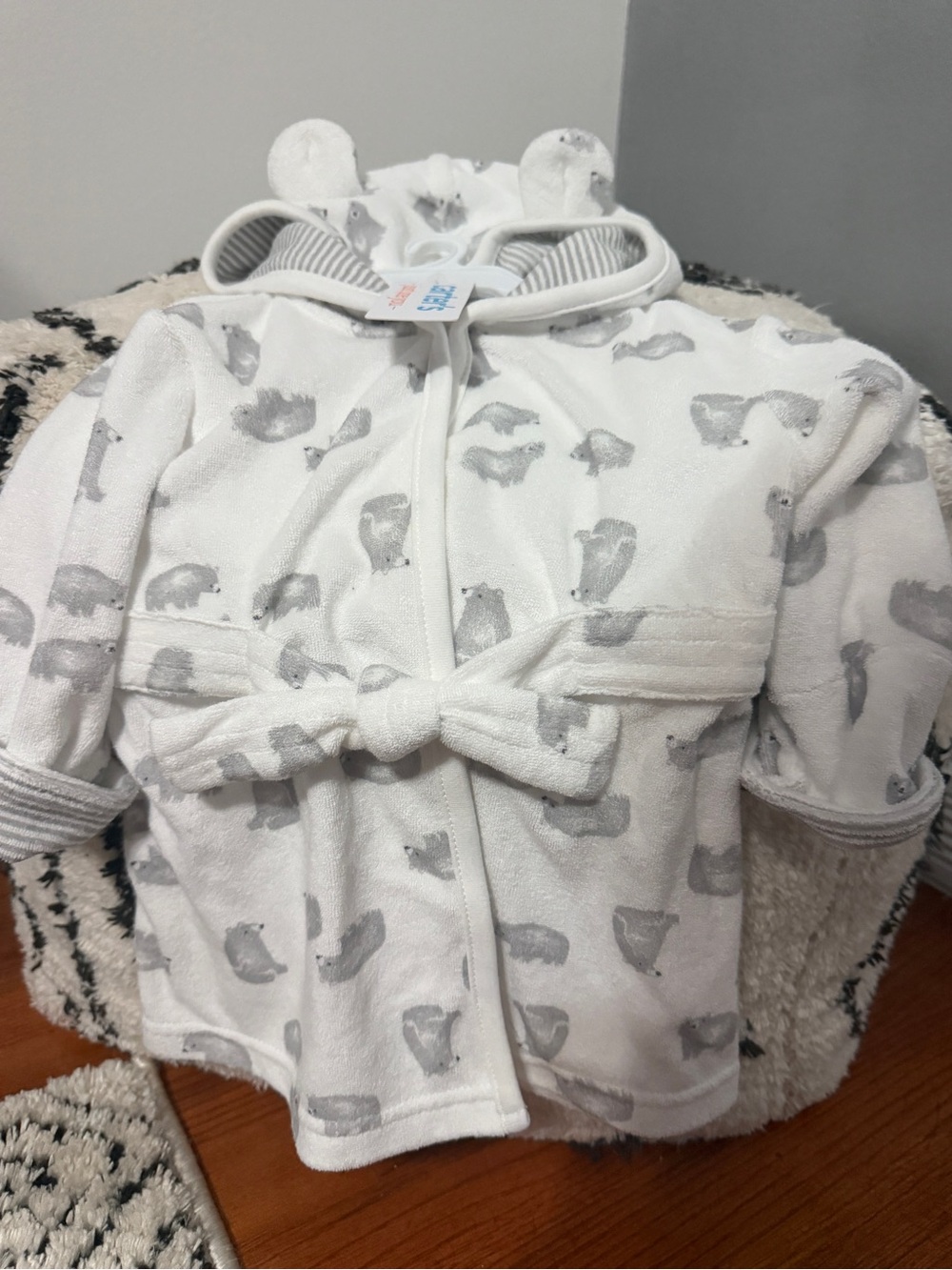 NWT Carter’s Just One You Baby Polar Bear Hooded Plush Robe 0–9 Months